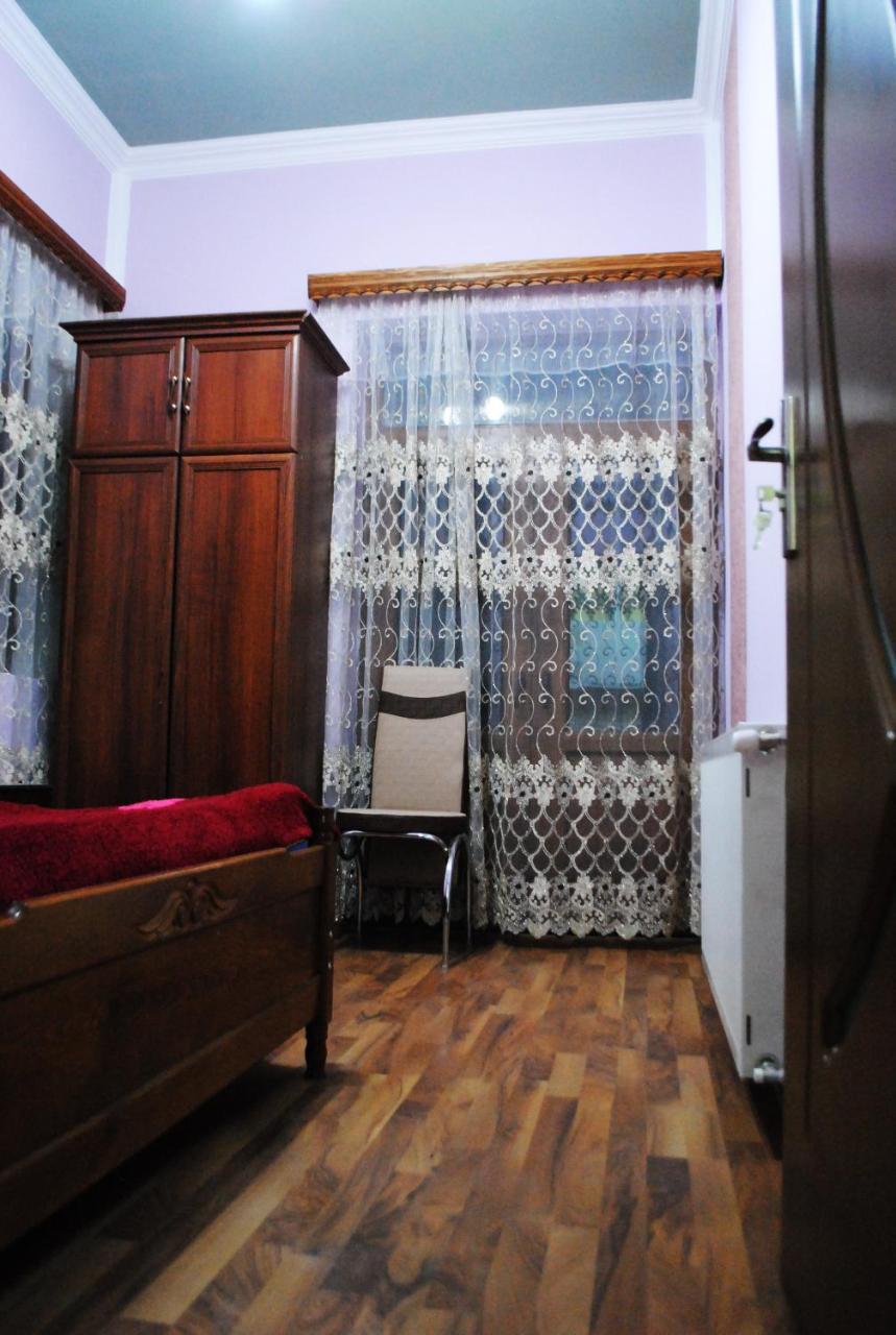 Apartament Giorgi Borjomi Luaran gambar